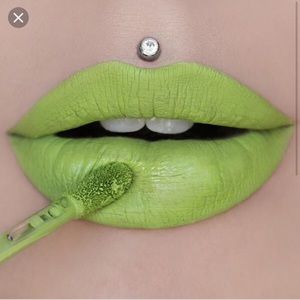 Jeffree Star Venus Flytrap liquid lip🍃